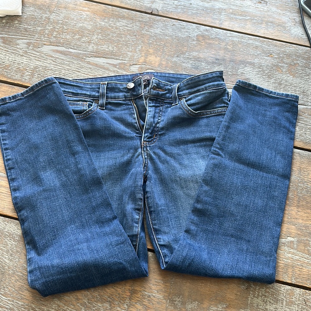 Like new!! Nydj size 4p